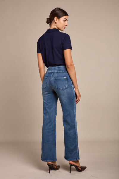 Toxik Push Up Straight Leg Jeans in Denim