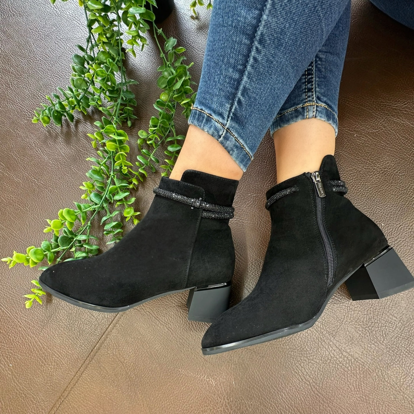 Loretta Vitale – Roma Suede Ankle Boot in Black