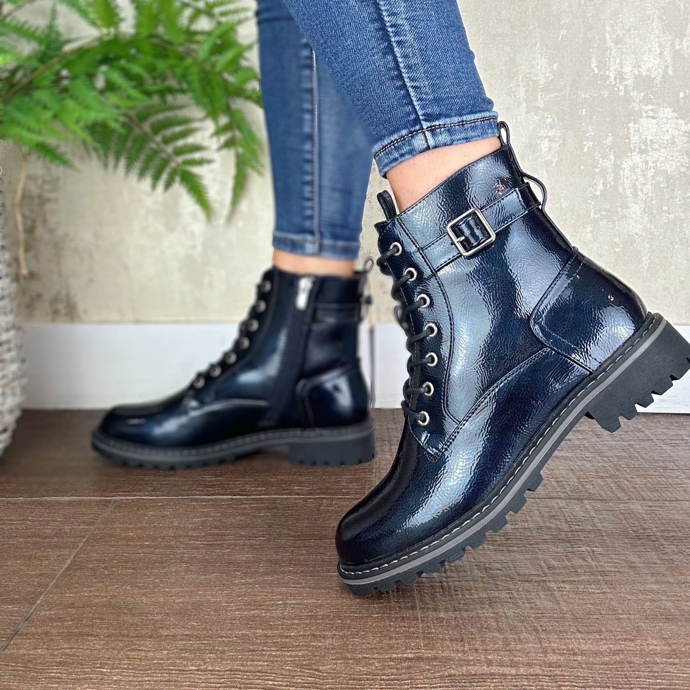 Lunar - Parlour Ankle Boot in Navy