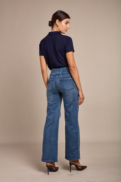 Toxik Push Up Straight Leg Jeans in Denim