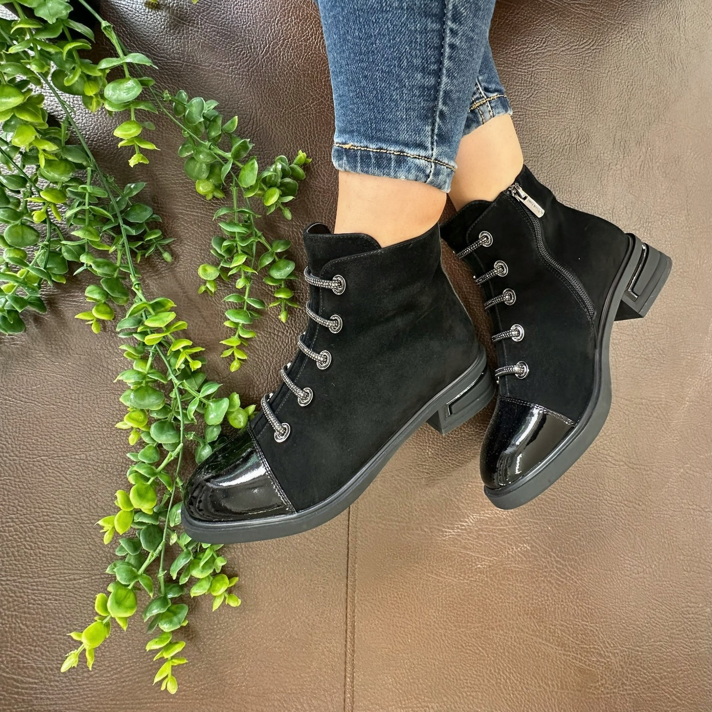 Loretta Vitale – Firenze Lace-Up Boot in Black