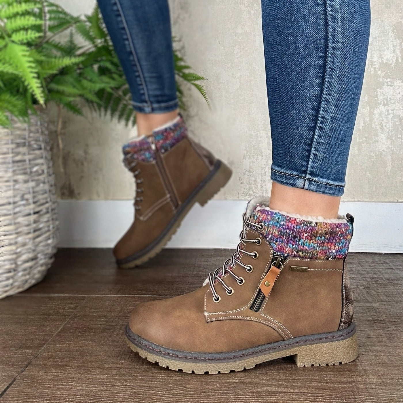 Lunar - Jalapeno Waterproof Ankle Boot in Tan