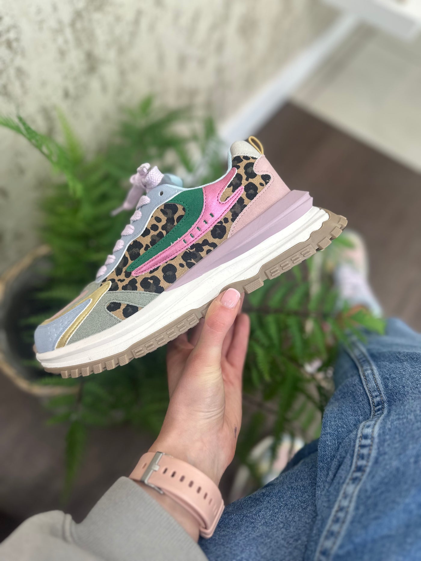 *PRE-ORDER* Arriving this week..Blowfish Leo Trainer in Multi Leopard