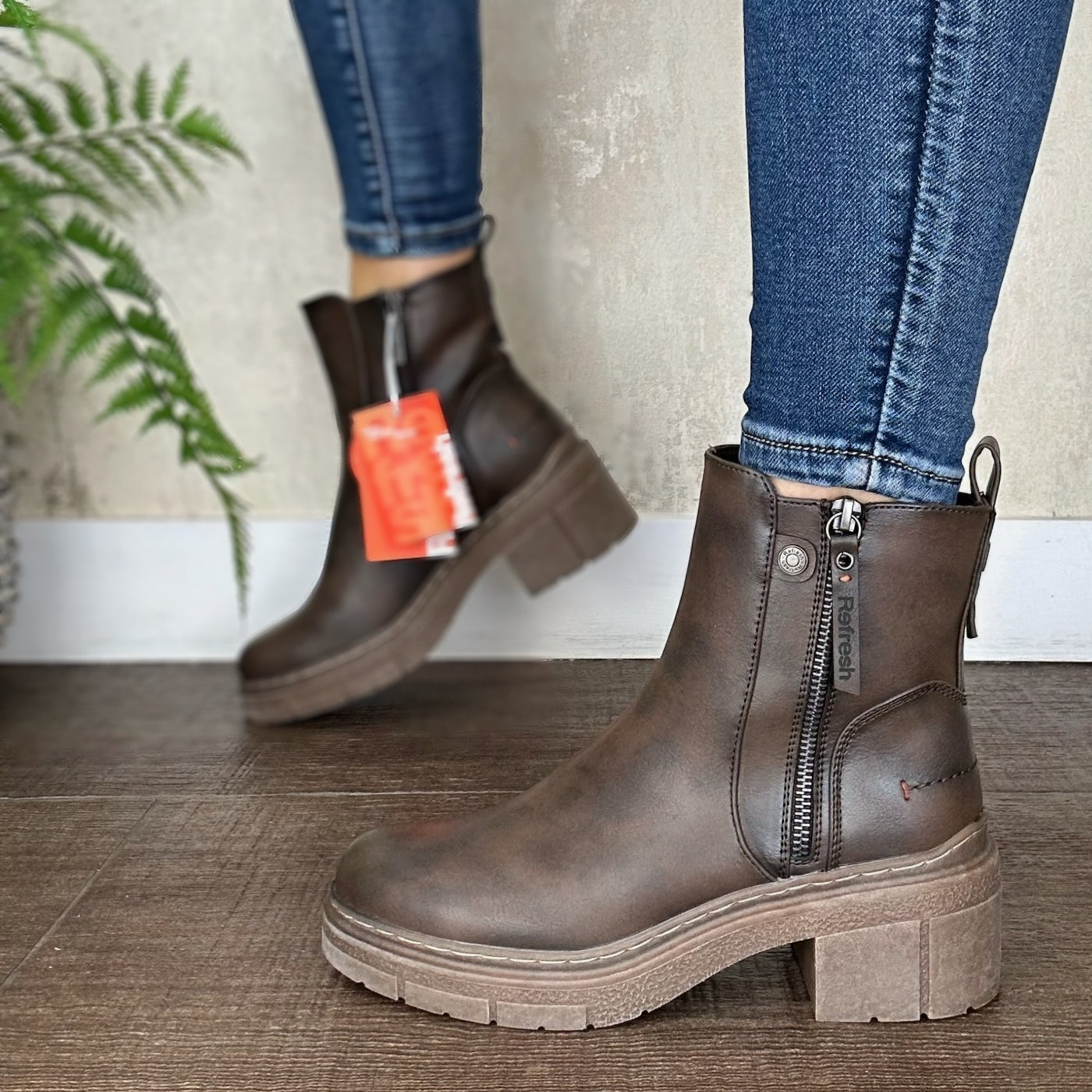 Refresh - Ankle Boot in Brown 171993