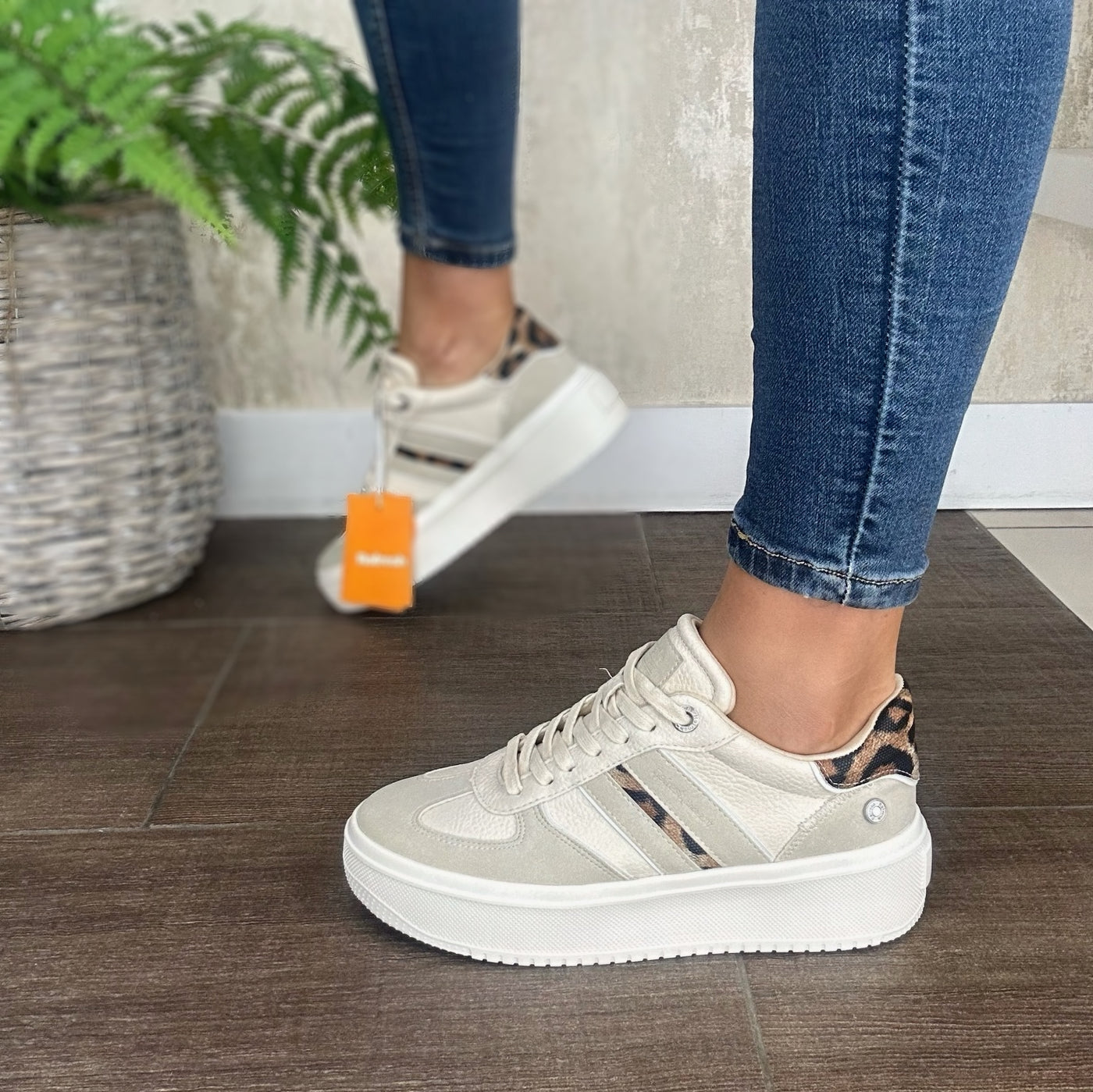 Refresh – Platform Trainers in Cream with Leopard Detail 172953
