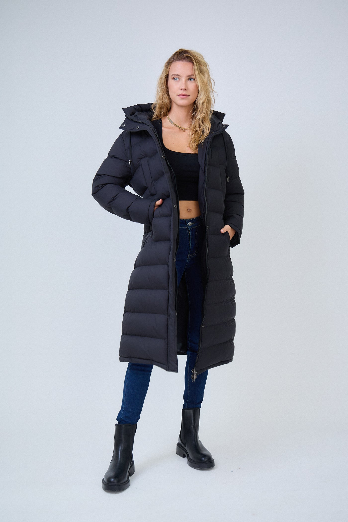 Farah Puffer Coat in Black