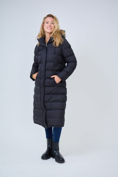 Farah Puffer Coat in Black