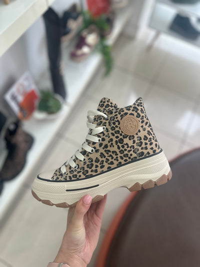 Refresh – Animal Print High Top Trainer in Taupe 173055