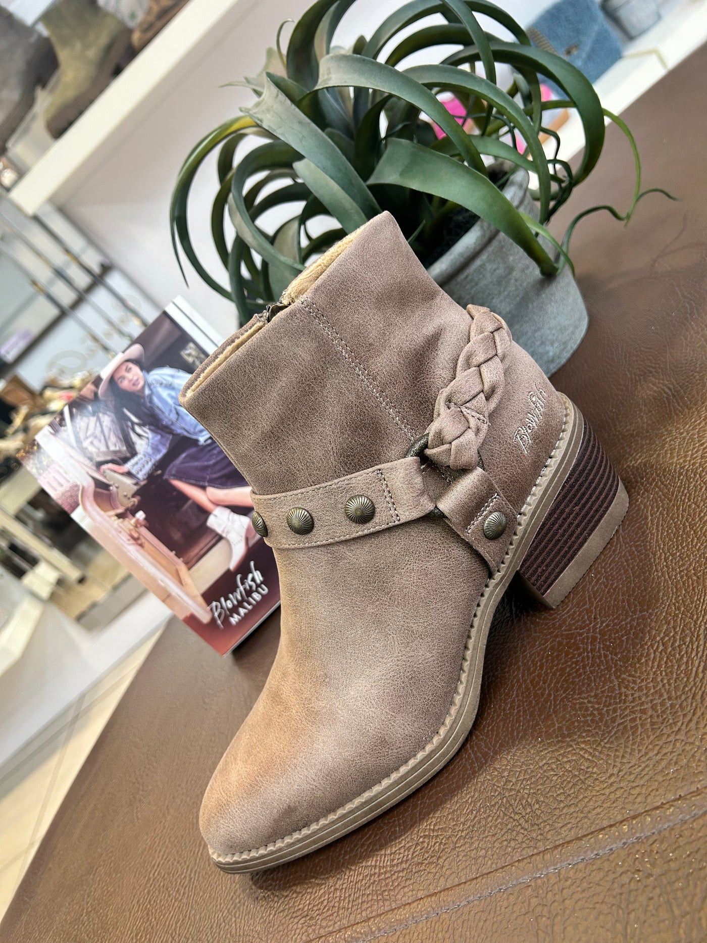 Blowfish RoadTrip Fabsuede boot in whiskey