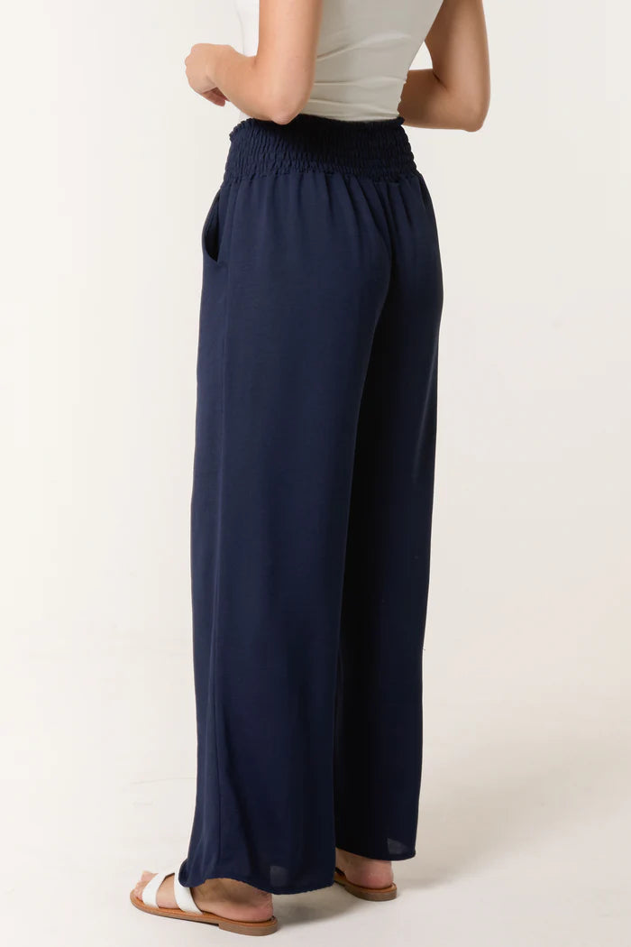 The Mila Elasticated Waist Pocket Wide Leg Trousers in Navy
