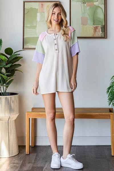 The Halle T-Shirt in Oatmeal